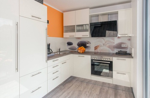 Bensheim Condo | Design garden apartment with 2 bedrooms - quiet, central, suitable for walkers