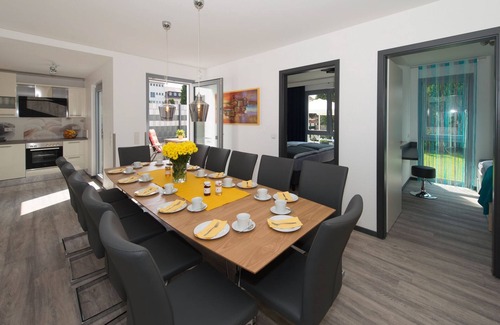 Bensheim Condo | Design garden apartment with 2 bedrooms - quiet, central, suitable for walkers