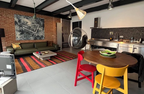 Taksim Apartment | Design Loft Apartment located in the soho of Istanbul.
