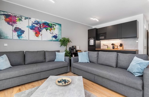 Schkeuditz Apartment | Design luxury, fully equipped, 30min Leipzig Hbf 8