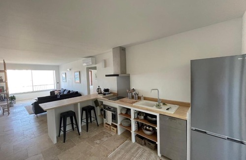 Saint-Mandrier-sur-Mer Apartment | Design T3 vue mer et montagne 2 Chambres 3mn de la plage Fibre Clim