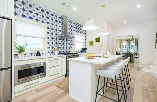 East Side House | Designer 2BR 2.5Bath getaway in the heart of Atlanta