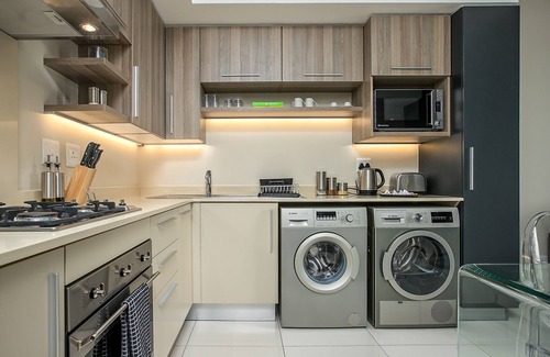 Greater Johannesburg Metropolitan Area Apartment | Designer Apartment in The Iconic Tyrwhitt