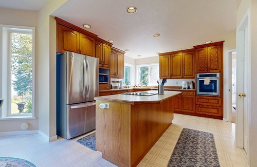 Oak Harbor House | Designer bay-view estate with home office, beach nearby