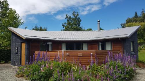 Lake Tekapo House | Designer Cabin - Lake Tekapo