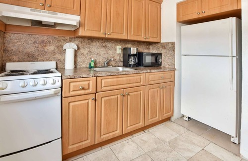 Wynwood Art District Condo | ✨Designer Chic Flat/Full Kitchen Free Parking