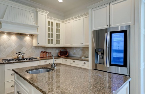 South Beach House | Designer Decorated Home, Spring/Summer discount for booking Early!