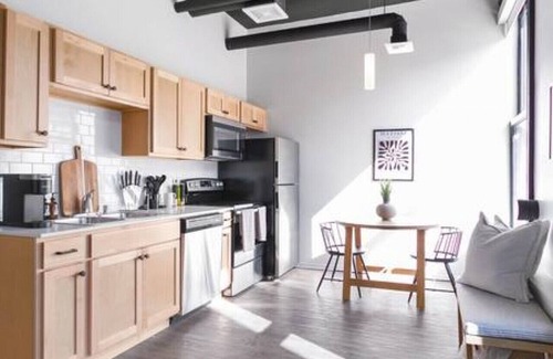 Downtown Spokane Apartment | Designer Loft Downtown with WiFi 210
