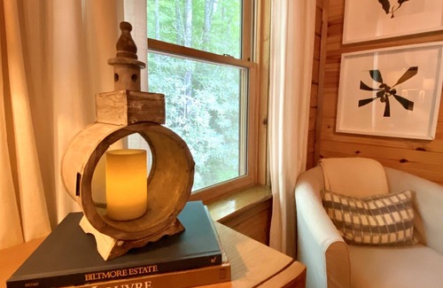 Cashiers Cabin | Designer Log Cabin - Outdoor Fire Pit - Resort Amenities