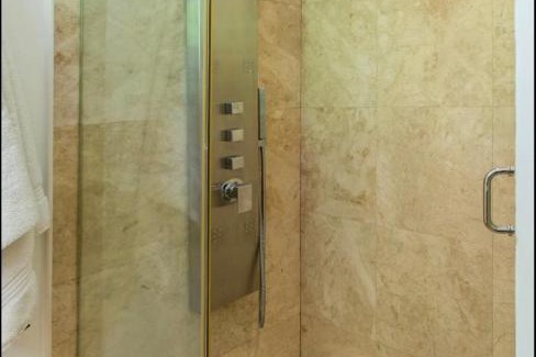 Granada Apartment | Designer mediterranean guest house