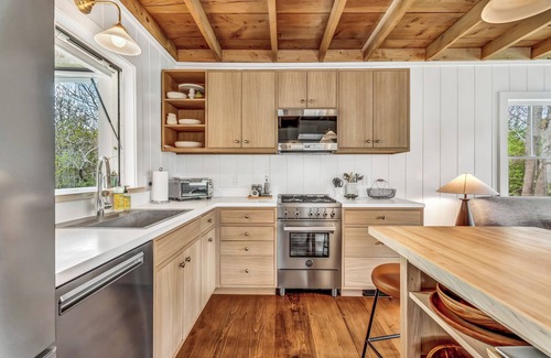 Tenants Harbor Cottage | Designer Retreat Clark Island, Midcoast MainenThe Stonecutter’s Cottage