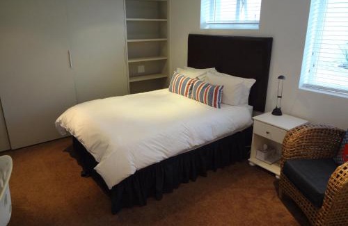 Camps Bay Apartment | Designer Studio Camps Bay