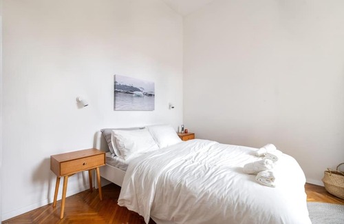 Erzsebetvaros Apartment | Designer Two Bedroom Apartment