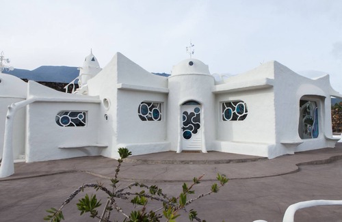 La Perdoma House | Designer Villa Cesar Manrique