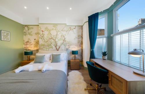 Wandsworth Apartment | Designer Wandsworth flat -Hot Tub, PS5, Pool Table