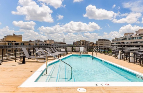 Foggy Bottom Apartment | Desirable 2 BR Near Georgetown w/ Concierge + Gym