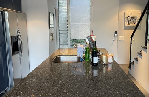 Arcadia Lite Condo | Desired Arcadia Condo across the street from grocery/restaurant (pet friendly)