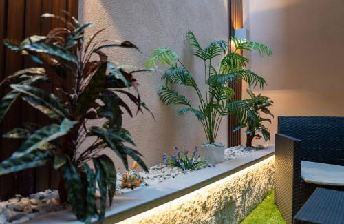 Quartiere XXIV Don Bosco House | Desiree Luxury House- vasca idromassaggio