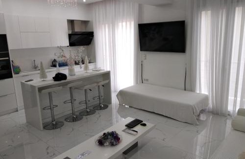 Heraklion Apartment | Despina's Lux apt Downtown