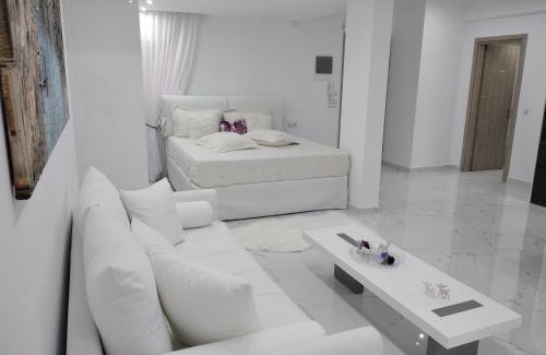 Heraklion Apartment | Despina's Lux apt Downtown