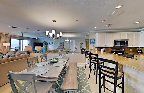 Crystal Beach Condo | Destin Beachfront Condo with Complimentary Beach Chair Service in Season!
