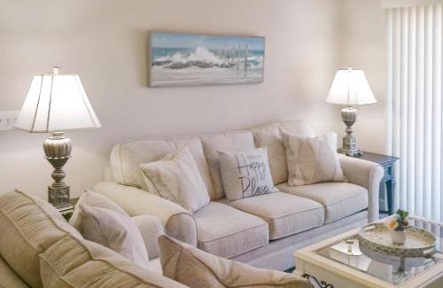 Indian Bayou House | Destin's Dancing Cloud - Prime Location Condo Close to Beach