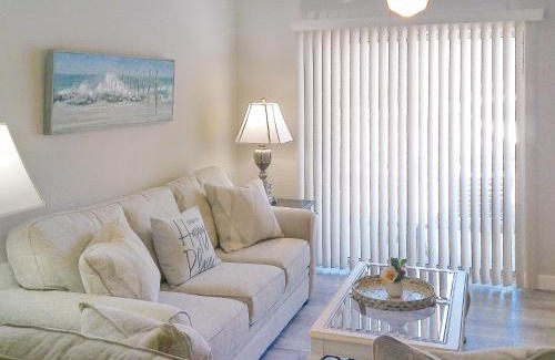 Indian Bayou House | Destin's Dancing Cloud - Prime Location Condo Close to Beach