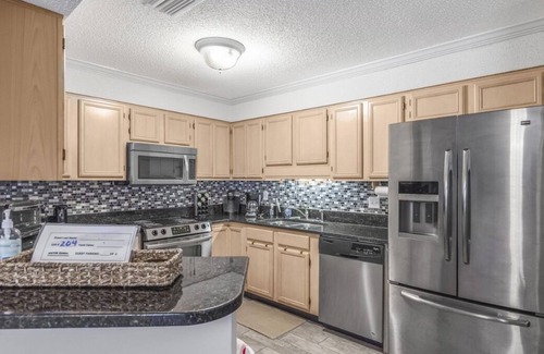 Holiday Isle Condo | Destin Sands #204 | by Salt Water Vacations