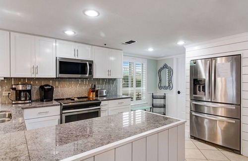 Destin Condo | 👙🩴 Destin Towers 33 | Beachfront | Pool | Tennis Courts | Free Excursions