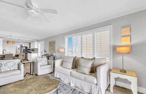 Emerald Coast Condo | Destin Towers 81-Stunning Gulf Views-Pool