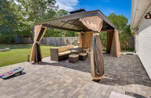 Miramar Beach Villa | Destin Villa with Patio about 2 Mi to Miramar Beach!