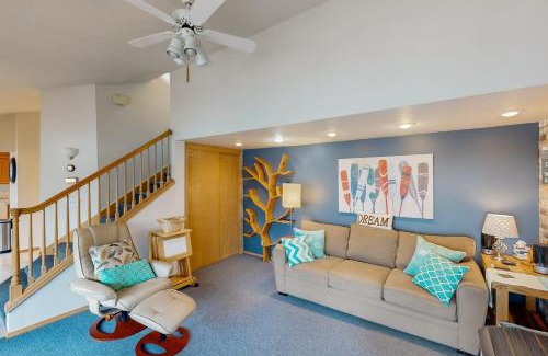 Loon Lake House | Destination Deer Lake