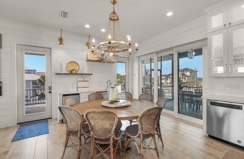 Toilla Segunda House | Destination Perfection 🌴 Luxury Beach Home w Pool + Elevator + Rooftop Views