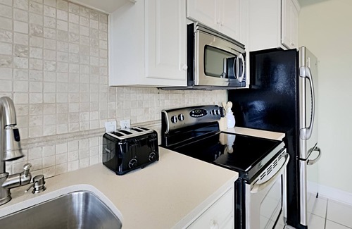 Fort Walton Beach - Destin Condo | Destiny Beach Villas #7A | Steps to the Sand