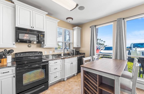 Fort Walton Beach - Destin House | Destiny Beach Villas - Gulf Views, Steps to beach, Free Beach Service