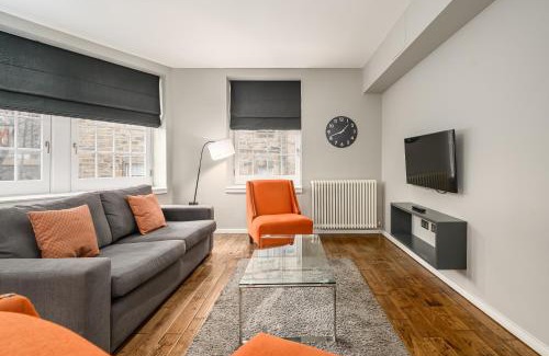 West End Apartment | Destiny Scotland -The Malt House Apartments