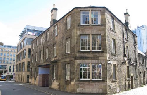 West End Apartment | Destiny Scotland -The Malt House Apartments
