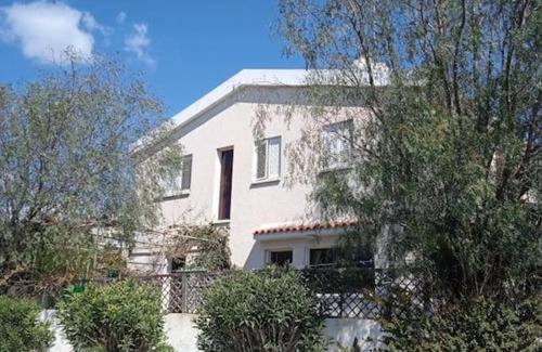 Mazotos Villa | Detached 3 bedroom villa recently refurbished, only 1200 metres from the sea