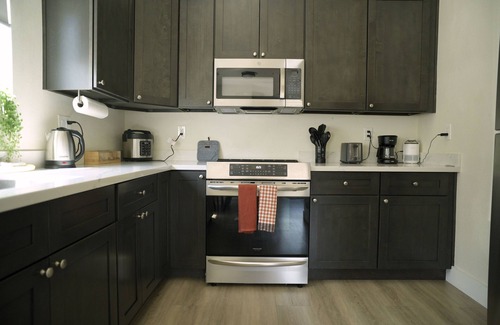 San Jose Apartment | DETACHED ADU: SAN JOSE CITY HALL - SJSU 2B/2B