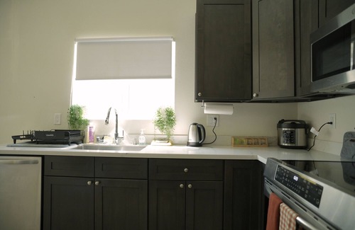 San Jose Apartment | DETACHED ADU: SAN JOSE CITY HALL - SJSU 2B/2B