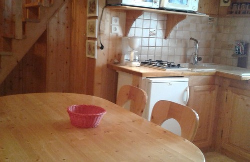 Les Gets Ski Chalet | Detached chalet & atypical 4 pers. Les Gets 1km from the slopes, 200m2 of land