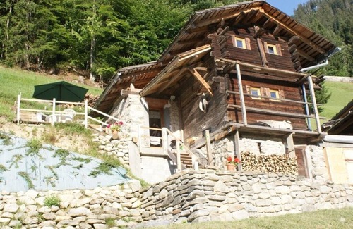Beaufort Ski Chalet | Detached chalet in Arèches Beaufort resort. Warm and charming