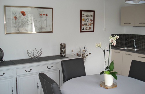 Plevenon House | Detached character house, courtyard and garden located 600 m from shops.