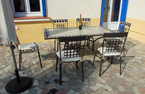Ceret House | Detached character house with large garden, two minutes from Ceret town centre
