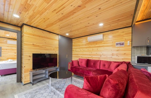Konyaalti Apartment | Detached Cottage with Garden in Antalya
