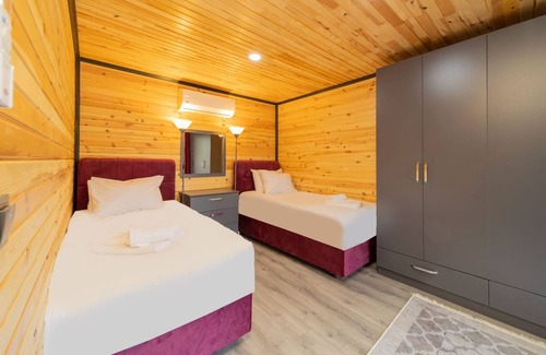 Konyaalti Apartment | Detached Cottage with Garden in Antalya