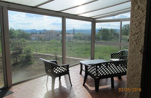 Barjac Villa | DETACHED COUNTRY HOUSE WEEKLY RENTAL PLOT 2400 M2 WOODED FENCED