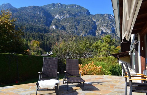 Sonnenbichl House | Detached cottage in a fantastic location in Garmisch-Partenkichen