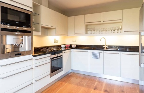 Kenmare Apartment | Detached four bedroom home with use of swimming pool