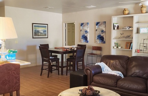 Desert View Village House | Detached Guest home 3 Queen Beds Cave Creek Quiet Close to All LOCATION!LOCATION